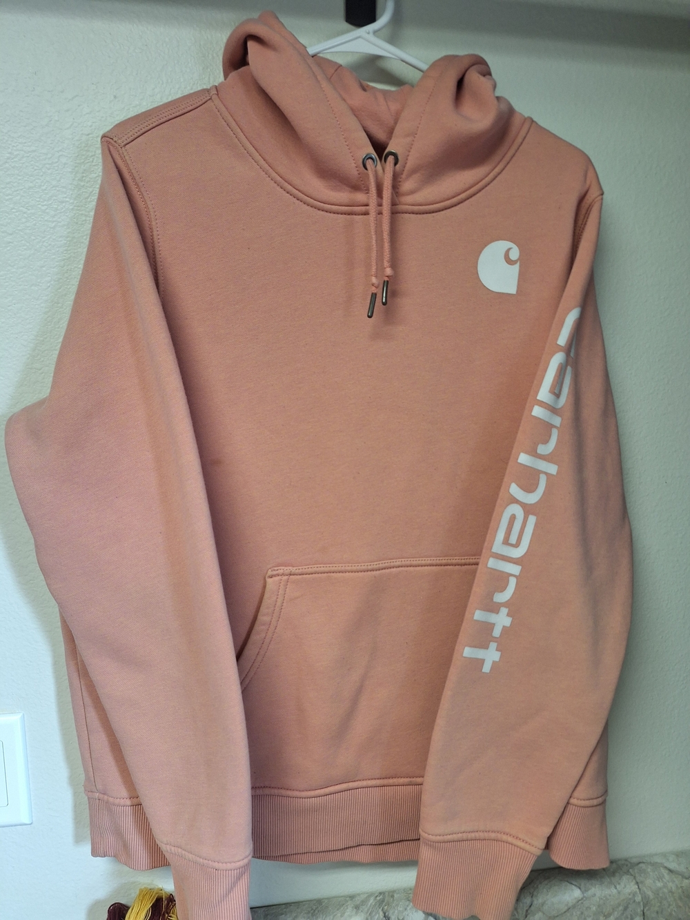 Carhartt Women’s Hooded Sweatshirt in Dusty Pink